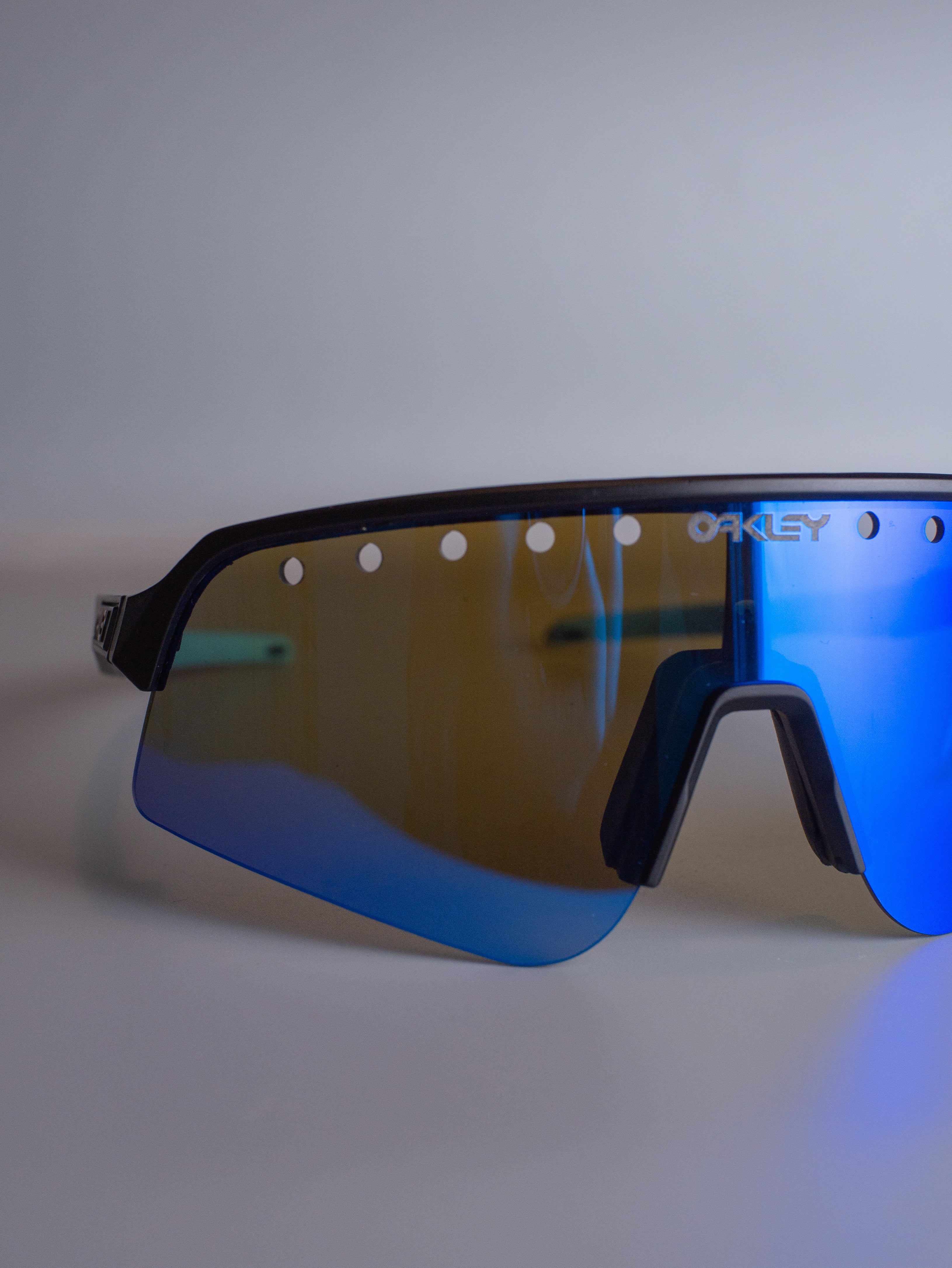 OAKLEY SUTRO LITE SWEEP