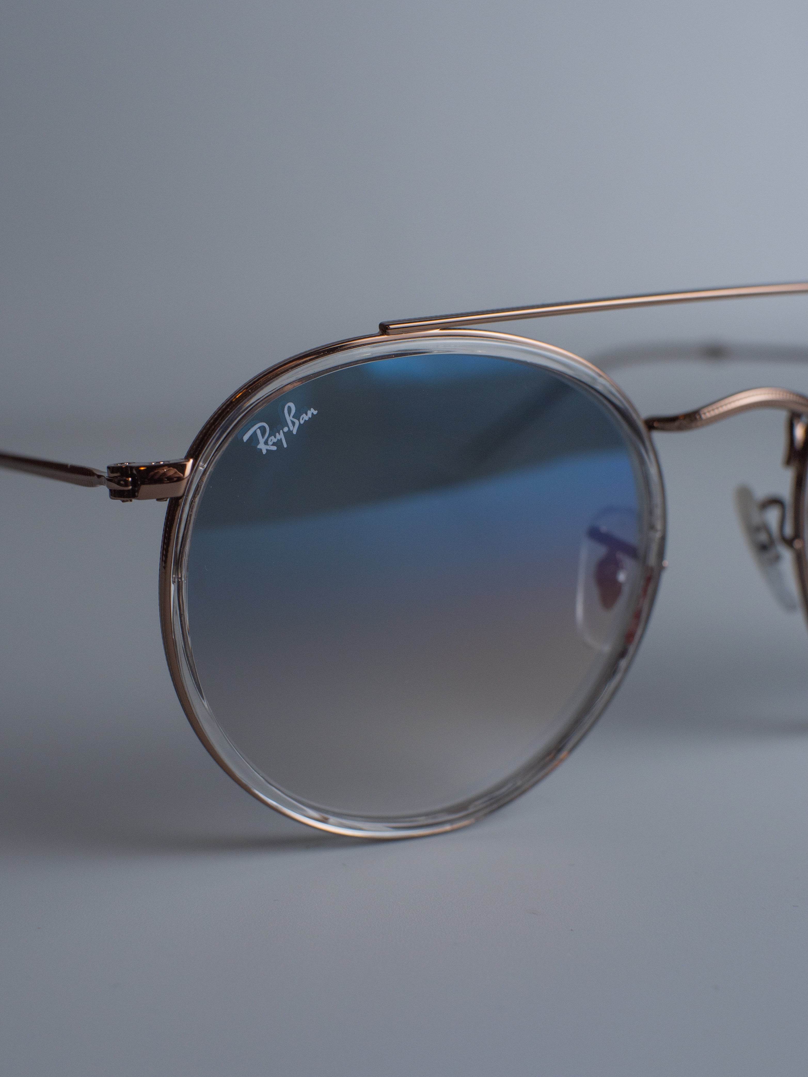 ROUND DOUBLE BRIDGE (LIGHT BLUE GRADIENT)