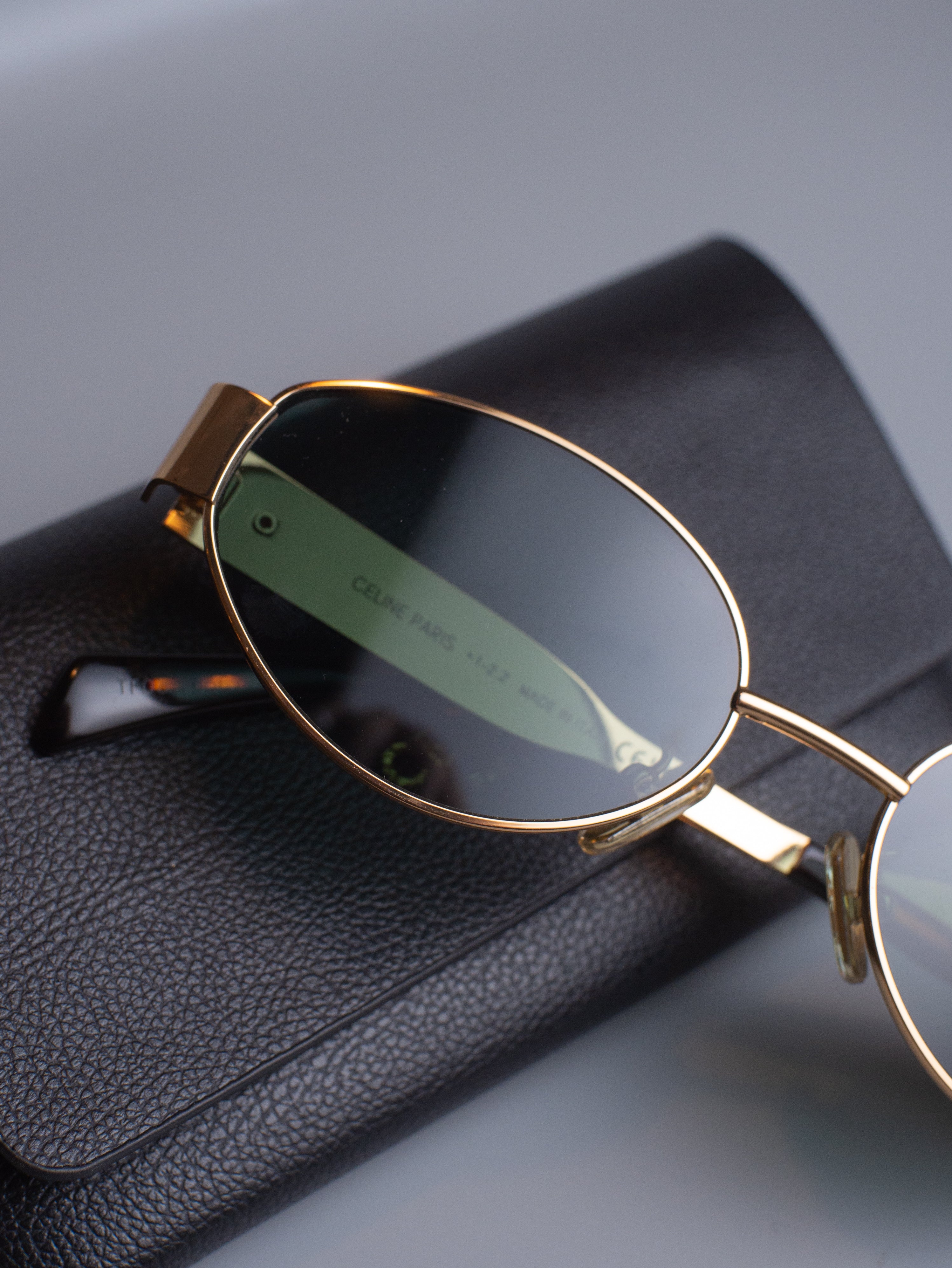 CELINE TRIOMPHE METAL 01