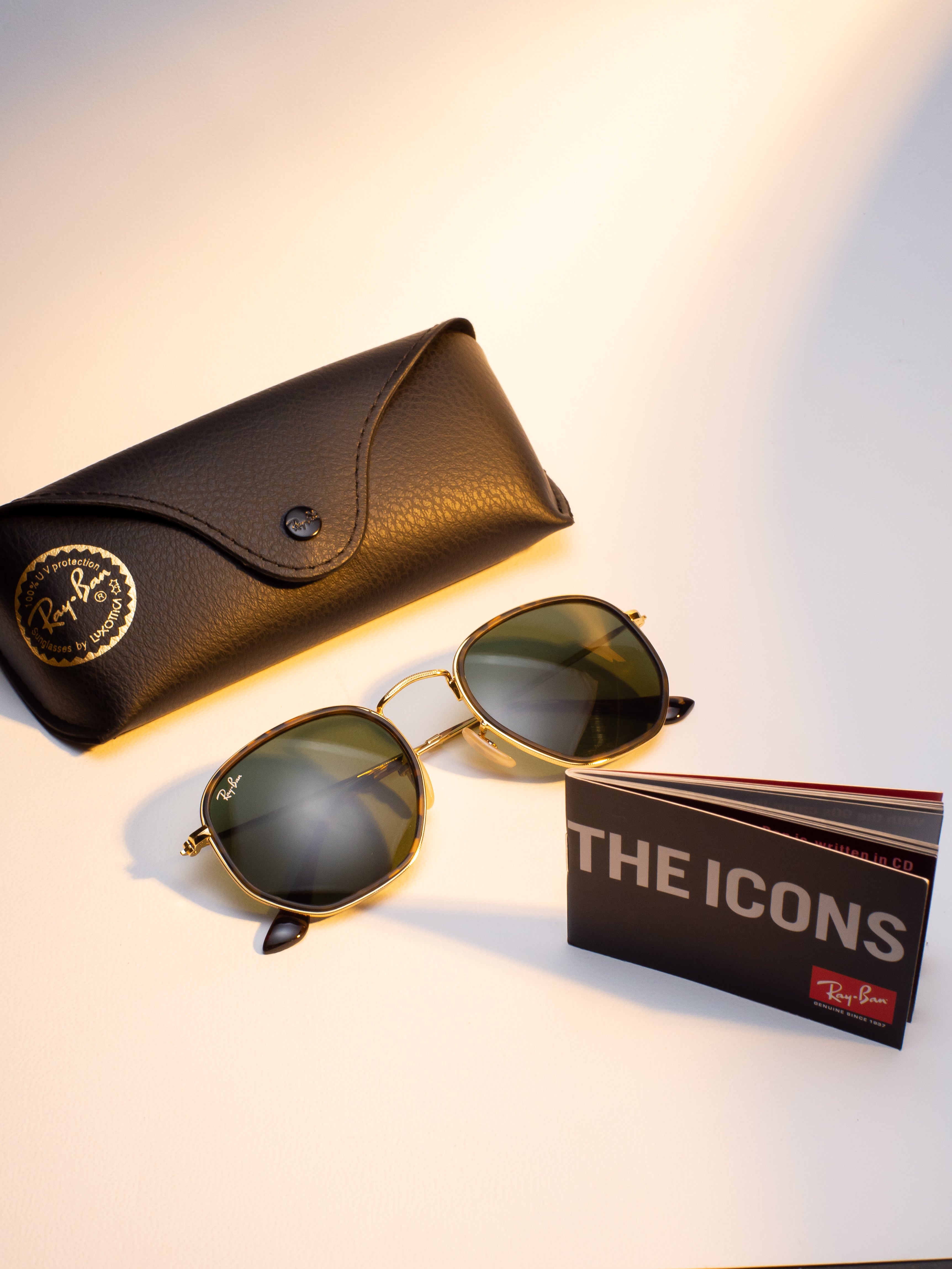 HEXAGONAL II (MARCO CAREY)