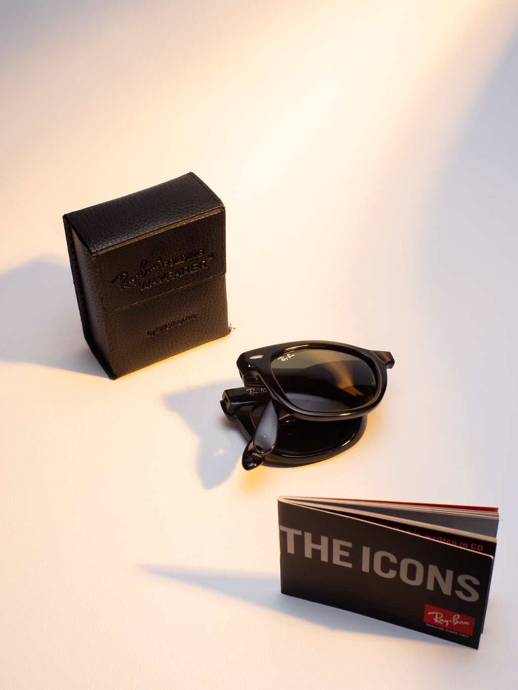 WAYFARER FOLDING