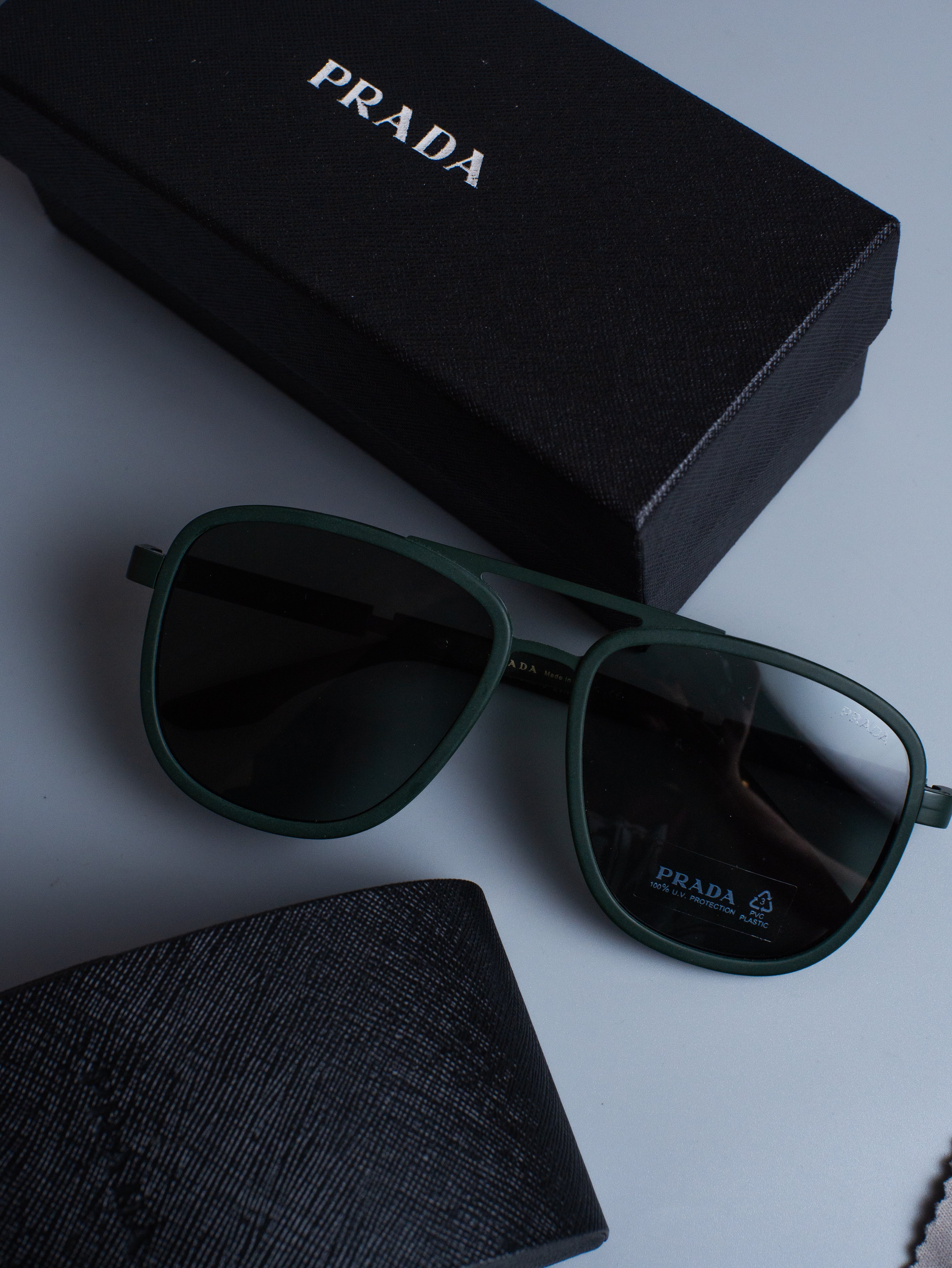 PRADA AVIADOR