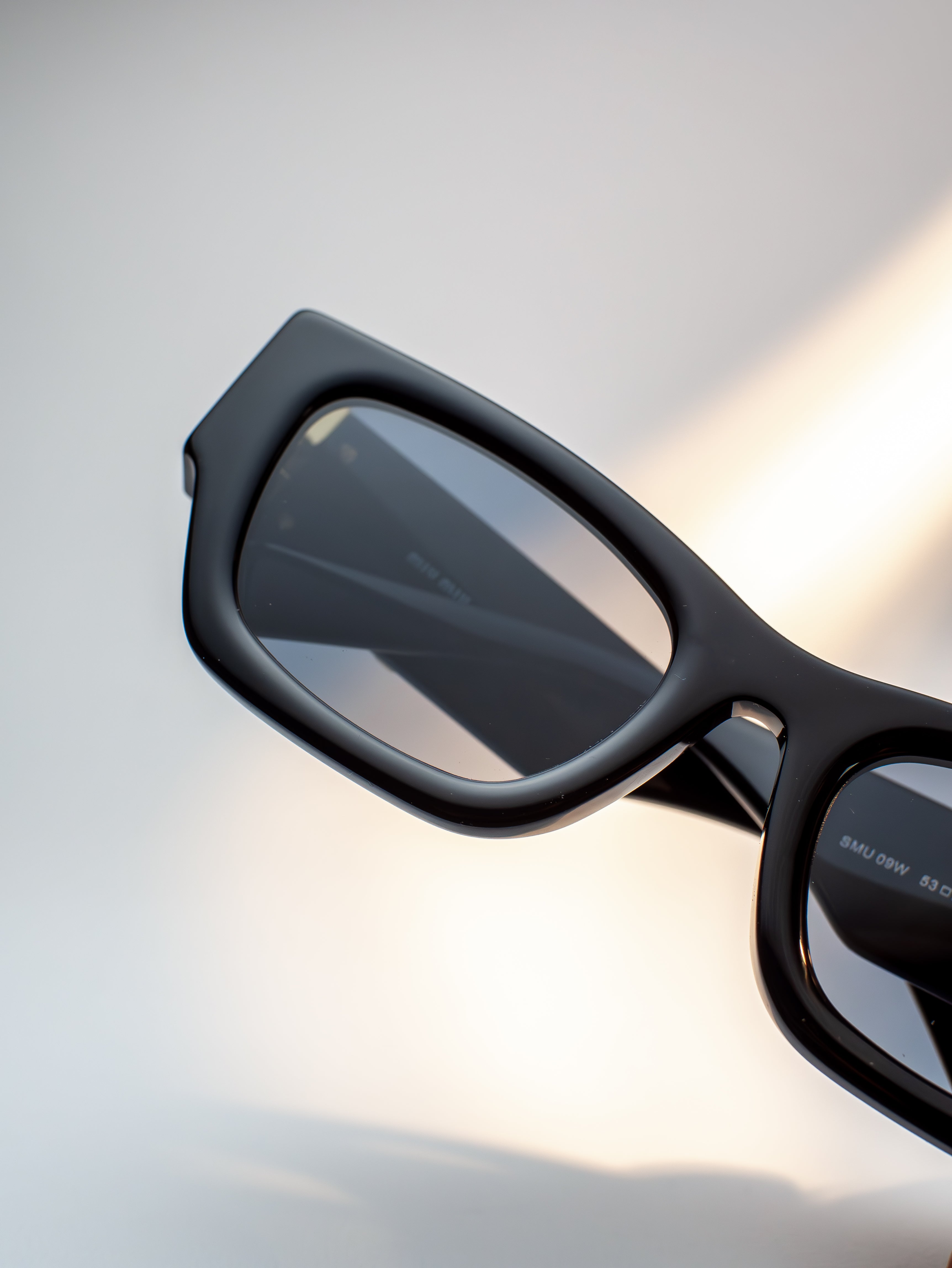 MIU MIU SMU 09W