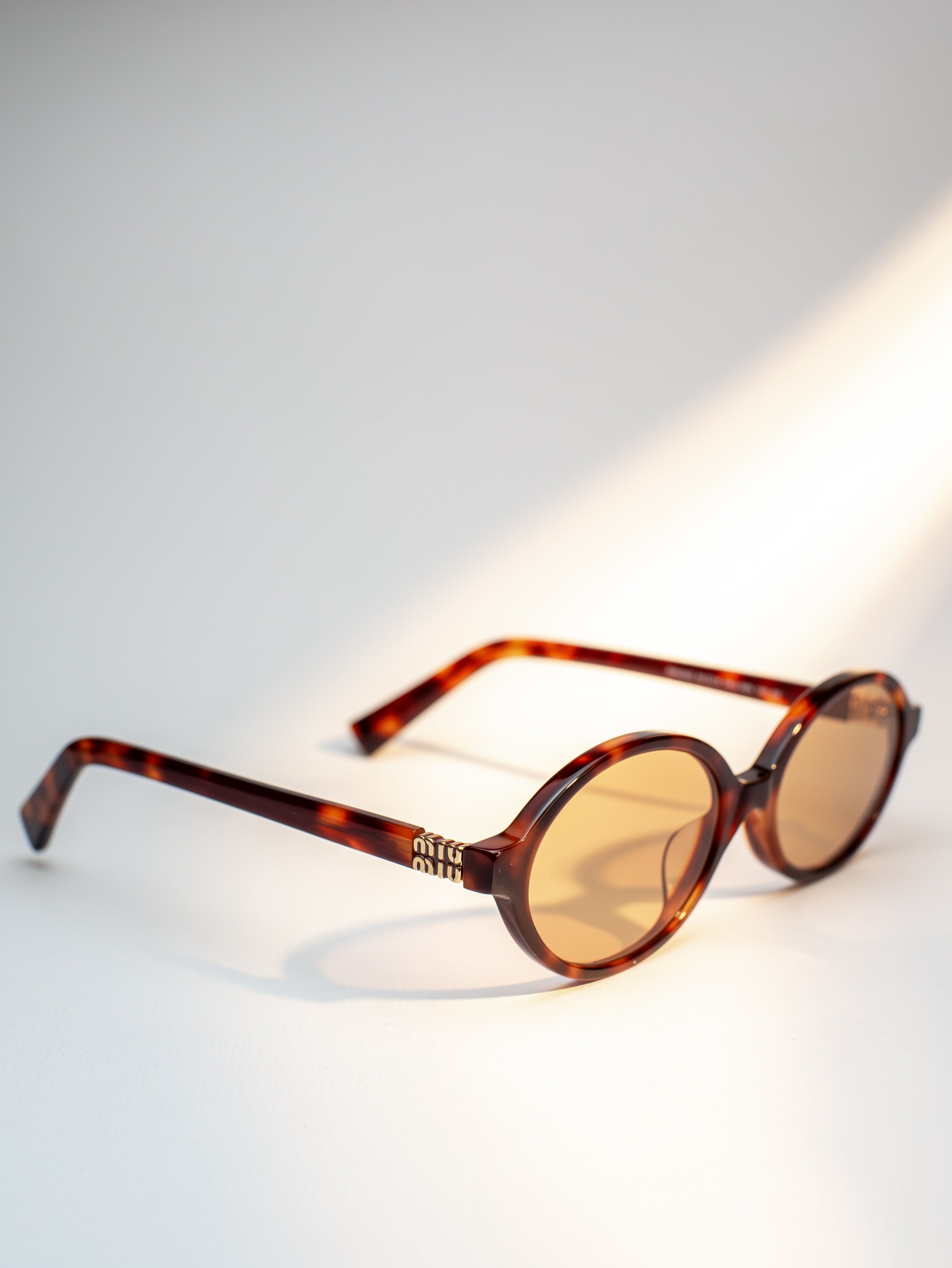 MIU MIU REGARD HAVANA