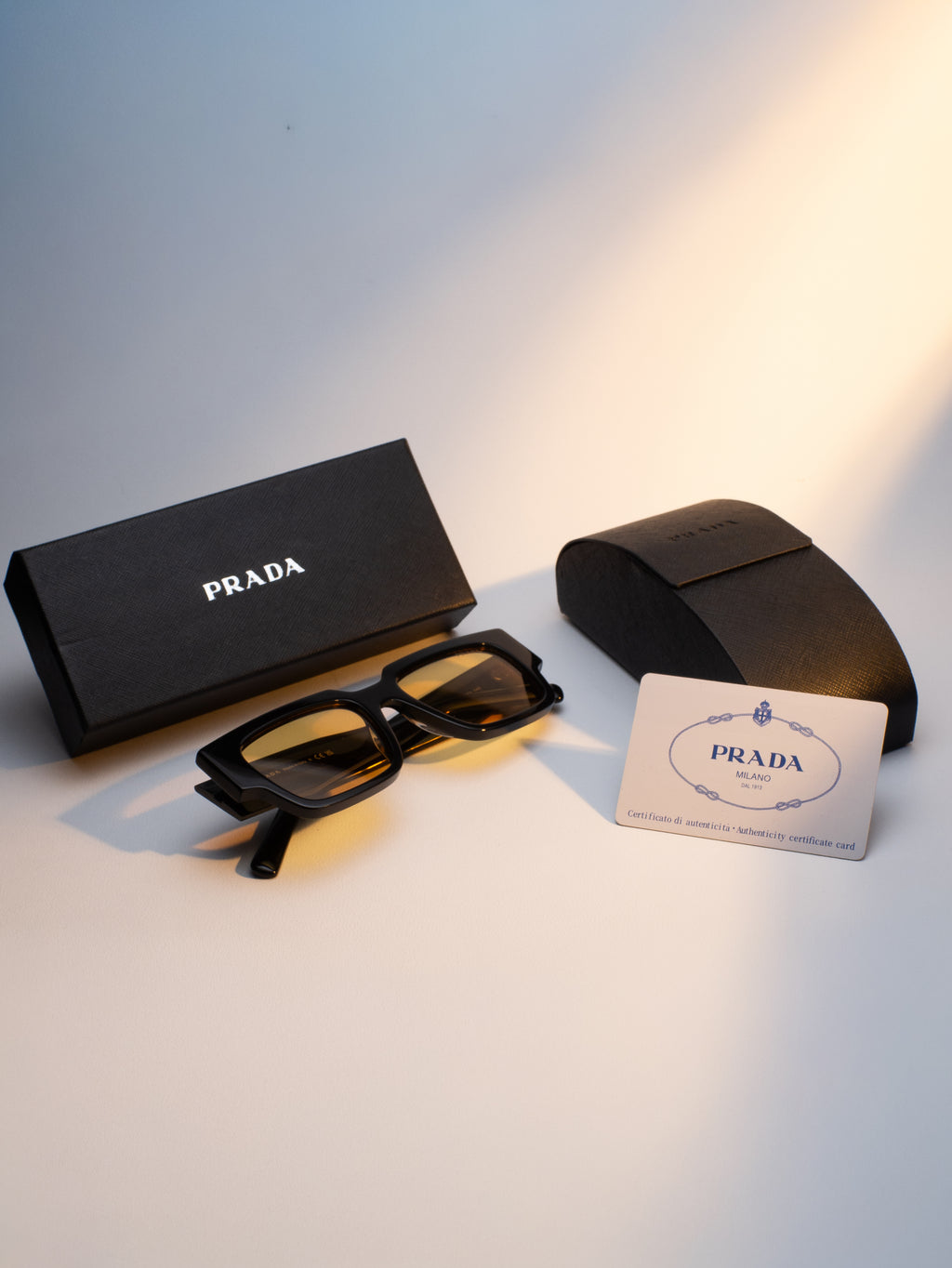 PRADA PR-B17S